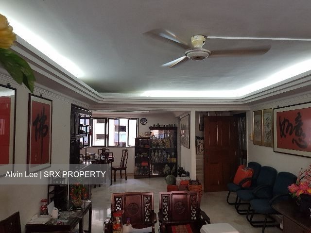 Yishun Street 21 thumbnail photo